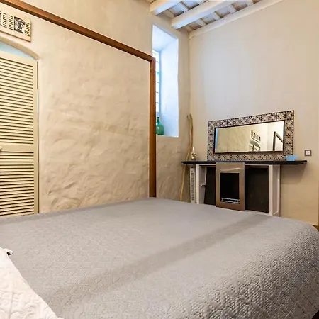 Azogue Suites Con Patio Privado Tarifa