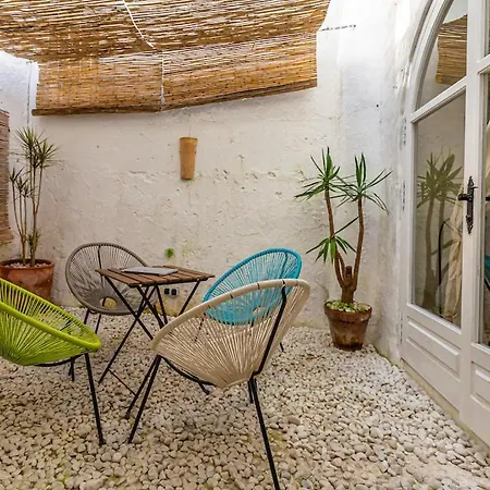 Azogue Suites Con Patio Privado