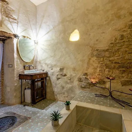 Azogue Suites Con Patio Privado * Tarifa